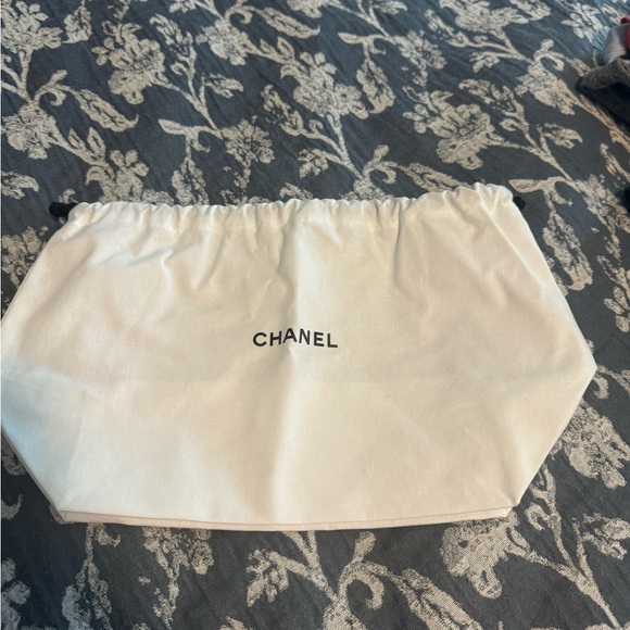 Large Chanel Makeup Pouch. White with black drawstring. Cotton. NWOT - Picture 5 of 7
